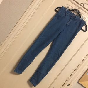 Skinny jeans